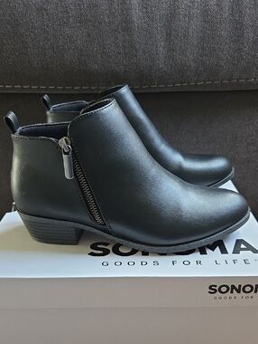 Sonoma Black Faux Leather Ankle Booties with Side Zip